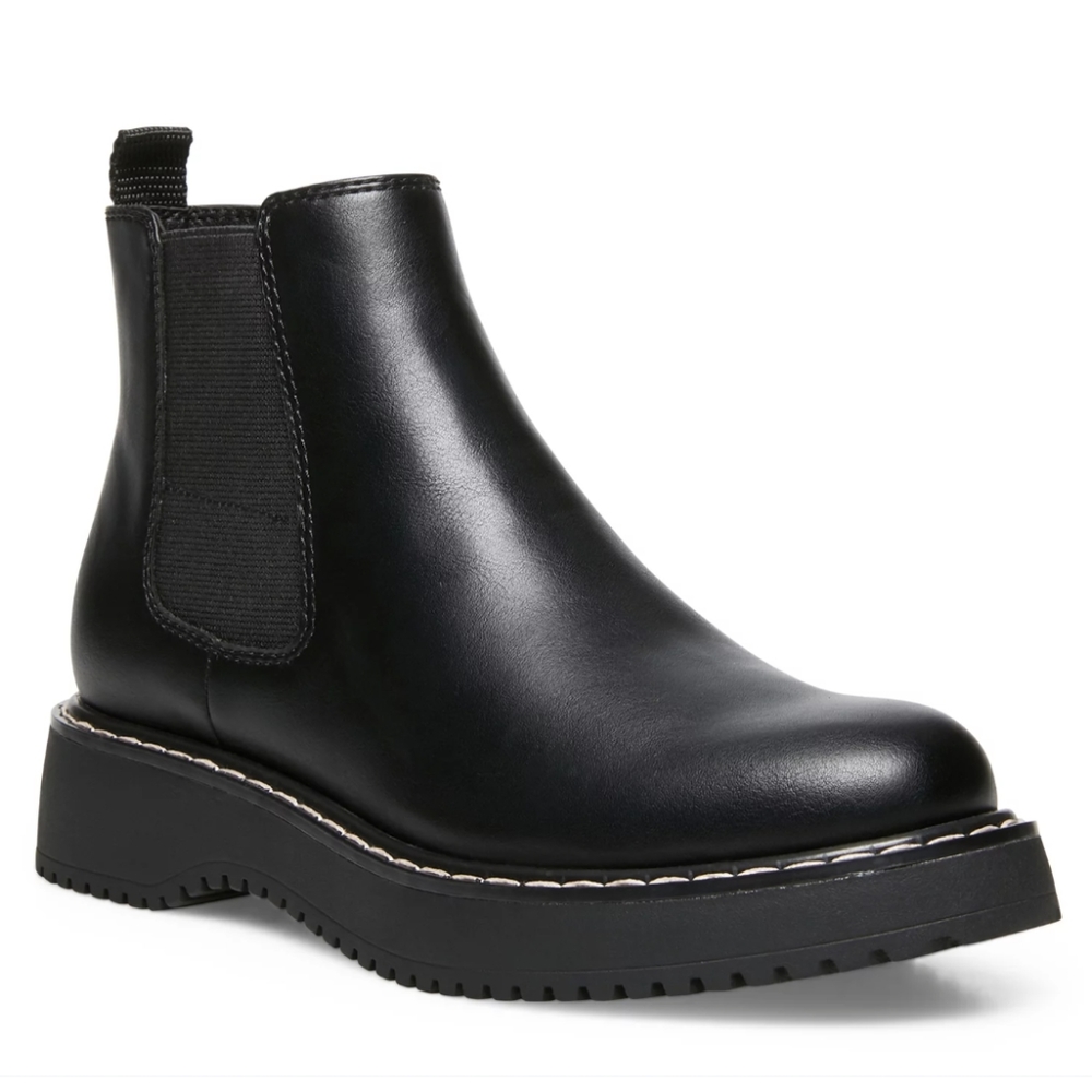 Steve Madden womens chelsea boots size 9